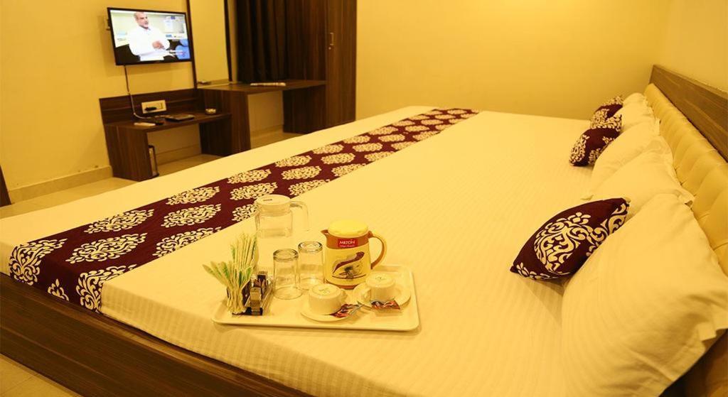 Kingsway Hotel And Restaurant Ajmer Dargah 350 Meter Exterior foto